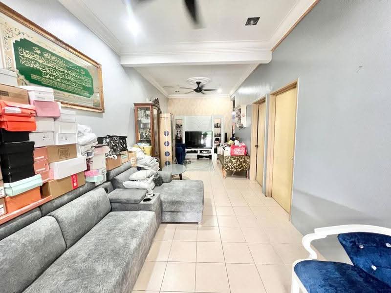 1-storey Terraced House for Sale in Meru (Klang) - Rafedah Binti Abdul Aziz - Living Room - PropertyGuru.com.my