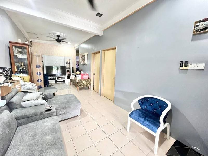 1-storey Terraced House for Sale in Meru (Klang) - Rafedah Binti Abdul Aziz - Living Room - PropertyGuru.com.my