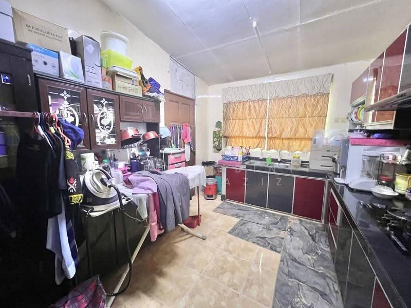 1-storey Terraced House for Sale in Meru (Klang) - Rafedah Binti Abdul Aziz - Kitchen - PropertyGuru.com.my