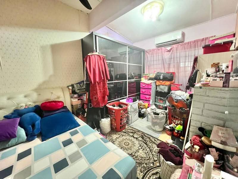 1-storey Terraced House for Sale in Meru (Klang) - Rafedah Binti Abdul Aziz - Bedroom - PropertyGuru.com.my