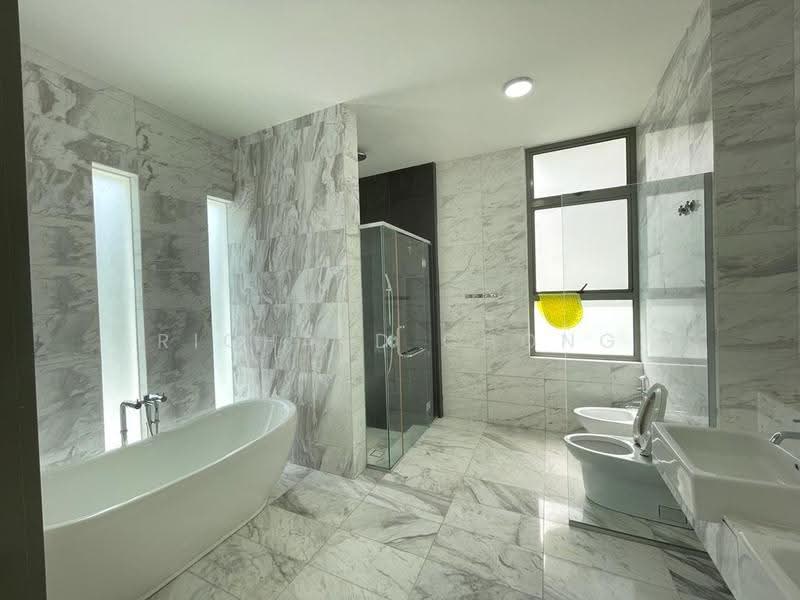 Rumah Berkembar untuk Disewa di Taman Sri Hartamas (Sri Hartamas) - Richard Chong - Bathroom - PropertyGuru.com.my