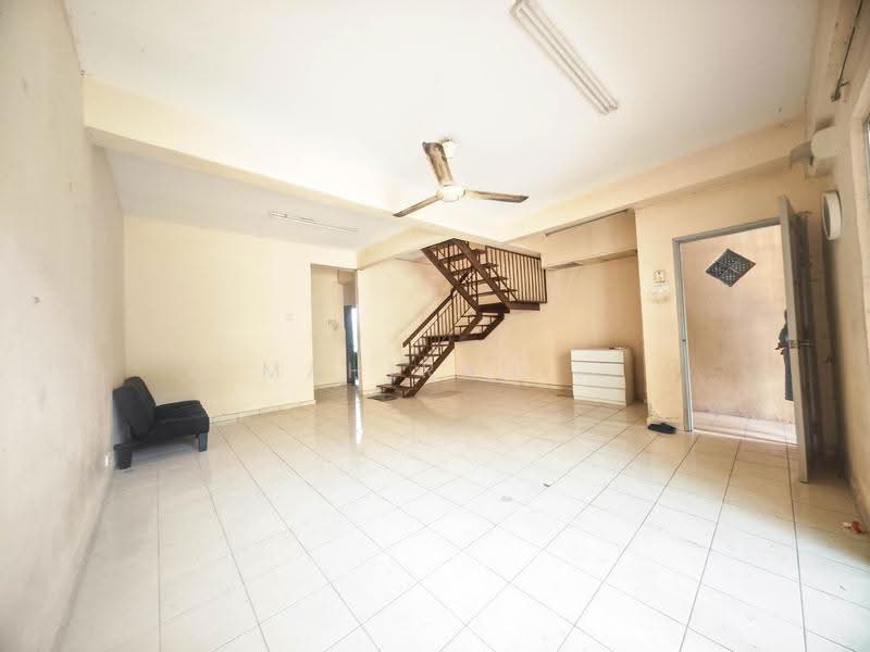 Rumah Teres 2-Tingkat untuk Dijual di Bandar Baru Bangi (Selangor) - Mahirah . - Living Room - PropertyGuru.com.my