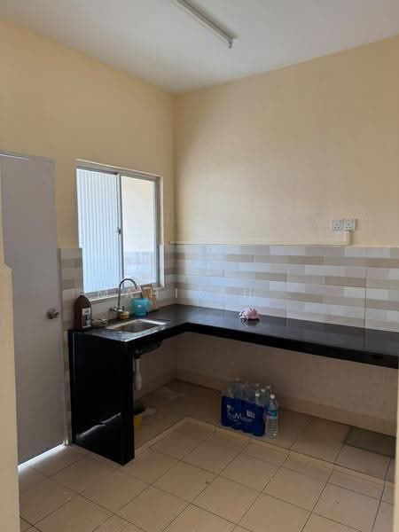 Rumah Teres 2-Tingkat untuk Dijual di Bandar Baru Bangi (Selangor) - Mahirah . - Kitchen - PropertyGuru.com.my