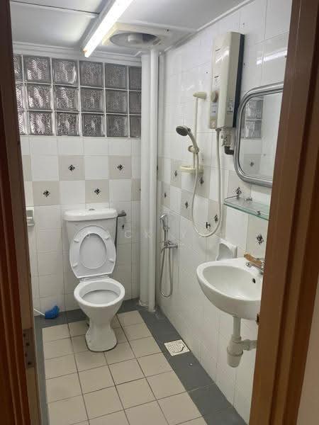 2.5-storey Terraced House for Sale in Taman Sri Bintang (Kepong) - Jack Yap - Bathroom - PropertyGuru.com.my