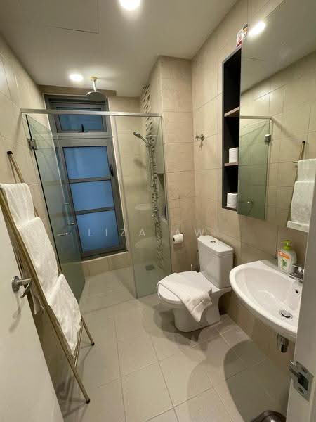 Kondominium untuk Dijual di The Robertson - Liza Awi - Bathroom - PropertyGuru.com.my