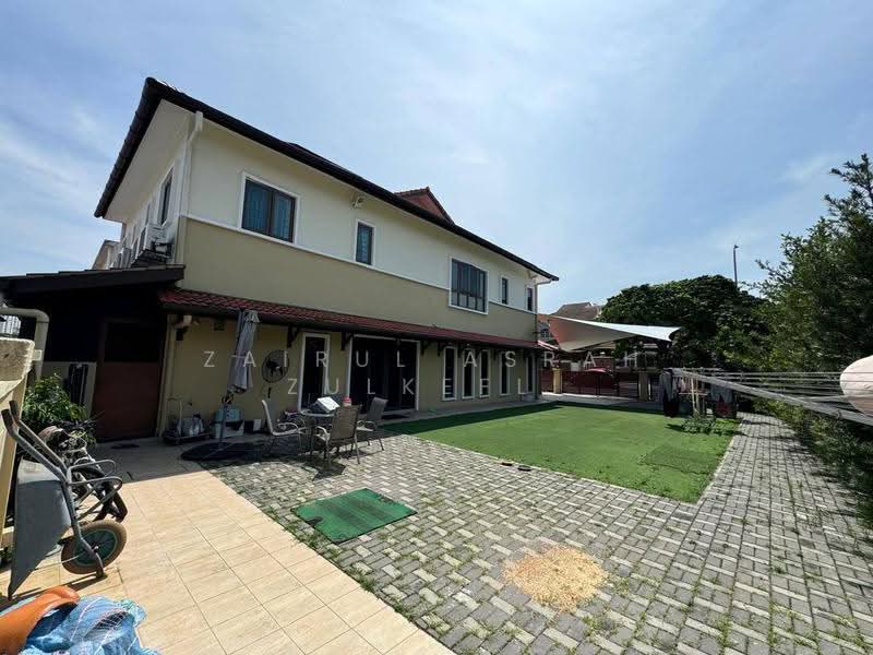 Rumah Berkembar untuk Dijual di Kajang (Selangor) - Zairul Asrah Zulkefli - Exterior - PropertyGuru.com.my