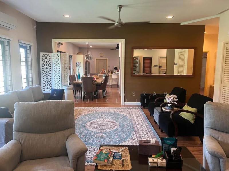 Rumah Berkembar untuk Dijual di Kajang (Selangor) - Zairul Asrah Zulkefli - Living Room - PropertyGuru.com.my