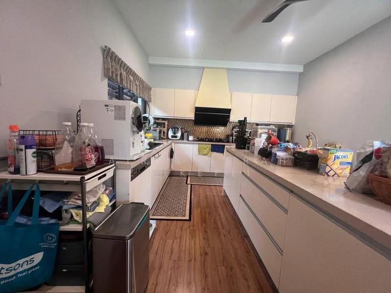 Rumah Berkembar untuk Dijual di Kajang (Selangor) - Zairul Asrah Zulkefli - Kitchen - PropertyGuru.com.my