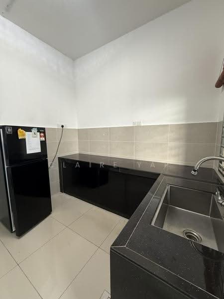 Rumah Teres 2-Tingkat untuk Disewa di Taman Adda Heights (Tebrau) - Claire Yap - Kitchen - PropertyGuru.com.my