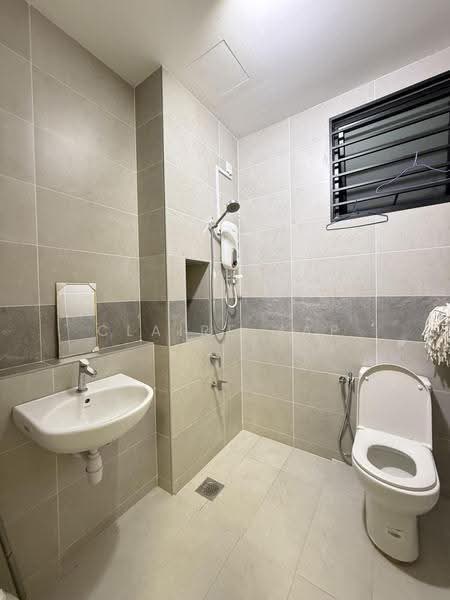 Rumah Teres 2-Tingkat untuk Disewa di Taman Adda Heights (Tebrau) - Claire Yap - Bathroom - PropertyGuru.com.my