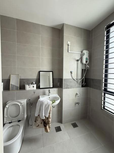 Rumah Teres 2-Tingkat untuk Disewa di Taman Adda Heights (Tebrau) - Claire Yap - Bathroom - PropertyGuru.com.my
