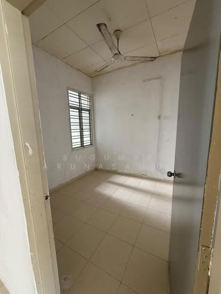 Terraced House for Sale in Bandar Putera 2 (Klang) - Sugumar Arunasalam - Interior - PropertyGuru.com.my