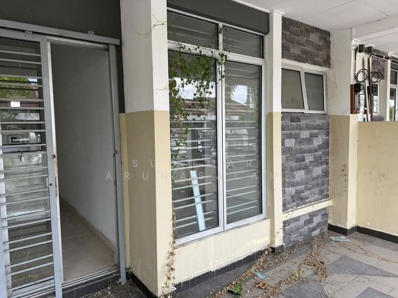 Terraced House for Sale in Bandar Putera 2 (Klang) - Sugumar Arunasalam - Exterior - PropertyGuru.com.my