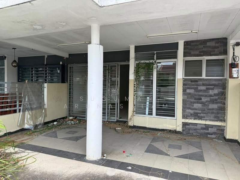 Terraced House for Sale in Bandar Putera 2 (Klang) - Sugumar Arunasalam - Exterior - PropertyGuru.com.my