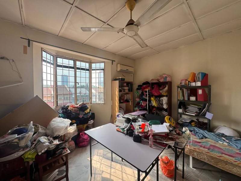 2.5-storey Terraced House for Sale in Taman Sri Bintang (Kepong) - Suki Tan - Bedroom - PropertyGuru.com.my