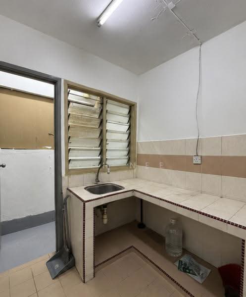 Apartment for Sale at Flora Damansara Apartment - Xin Nee - Kitchen - PropertyGuru.com.my
