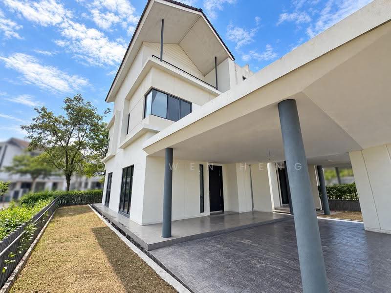 3-storey Terraced House for Sale in Tamansari (Rawang) - Wong Wen Heng - Exterior - PropertyGuru.com.my