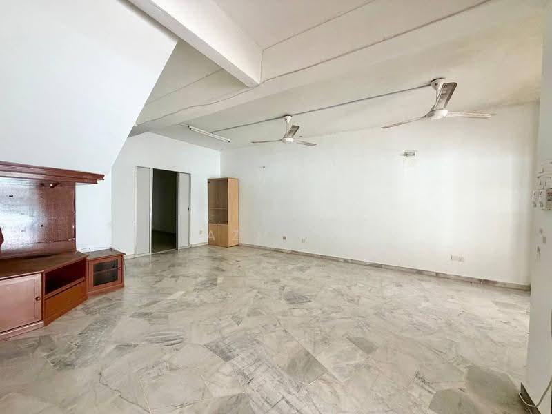2-storey Terraced House for Sale in Wangsa Maju (Kuala Lumpur) - Azmi . - Living Room - PropertyGuru.com.my