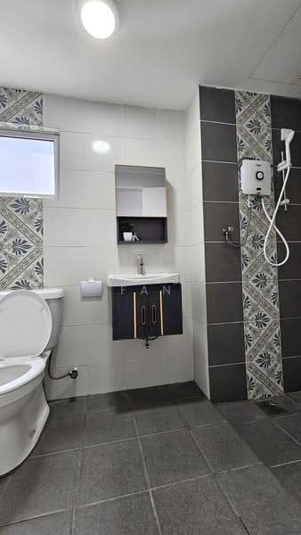 Kondominium untuk Disewa di Anderson Residences @ Ipoh - Amanda Fan - Bathroom - PropertyGuru.com.my