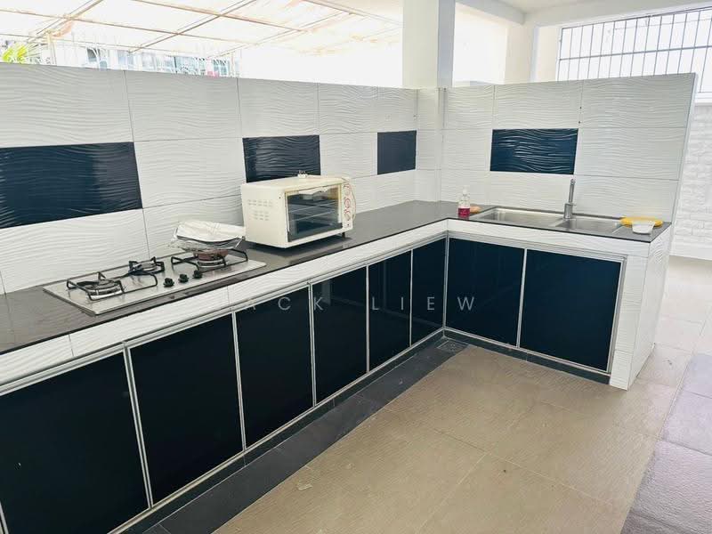 2-storey Terraced House for Rent in Taman Pelangi (Johor Bahru) - Jack Liew - Kitchen - PropertyGuru.com.my