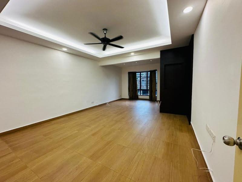 2-storey Terraced House for Rent in Taman Pelangi (Johor Bahru) - Jack Liew - Living Room - PropertyGuru.com.my