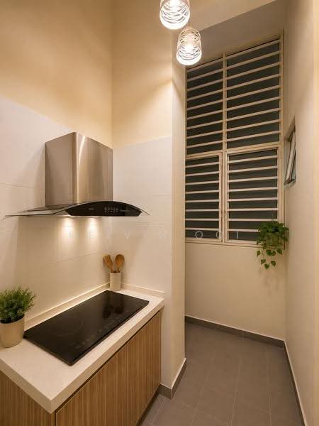 Kondominium untuk Dijual di The Golden Triangle Condominium - Kelvin Ooi - Kitchen - PropertyGuru.com.my