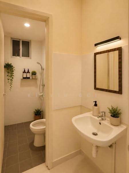 Kondominium untuk Dijual di The Golden Triangle Condominium - Kelvin Ooi - Bathroom - PropertyGuru.com.my
