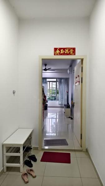 Kondominium untuk Disewa di Fairway Suites - Rayna Pang - Entrance - PropertyGuru.com.my