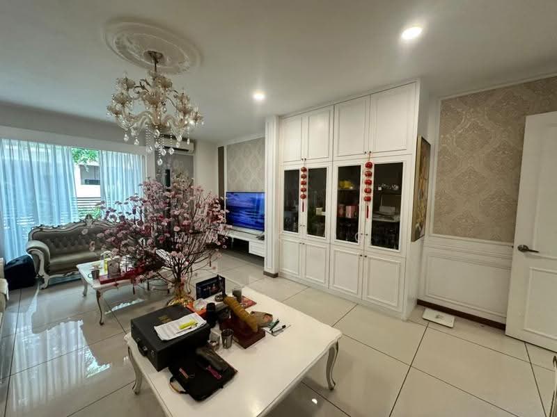 Rumah Berkembar untuk Dijual di Masai (Johor) - May Khoo - Living Room - PropertyGuru.com.my