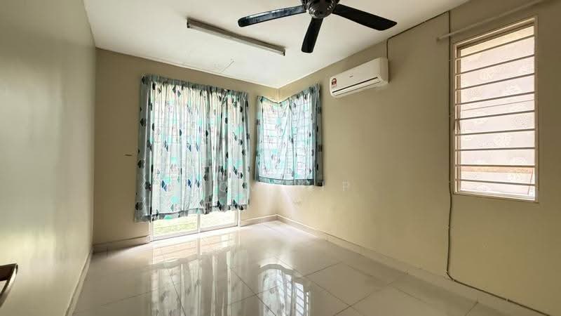 Semi-Detached House for Sale in Taman Anggun (Rawang) - Tom Yip - Interior - PropertyGuru.com.my