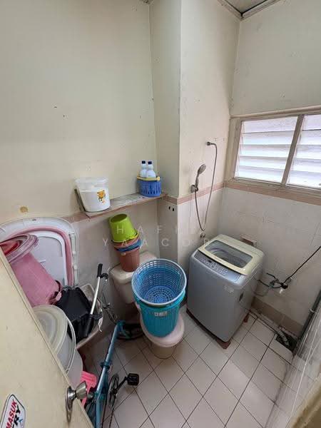 Apartment for Sale at Sri Sunway Apartment - Hafiz Yaacob - Bathroom - PropertyGuru.com.my