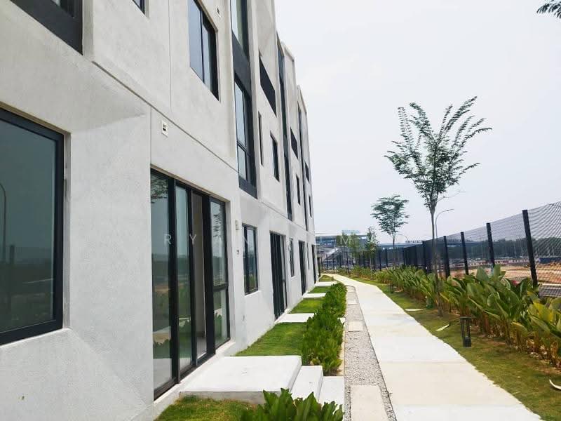 Rumah Teres 1.5-Tingkat untuk Disewa di Petaling (Selangor) - Bryan Kumar - Exterior - PropertyGuru.com.my