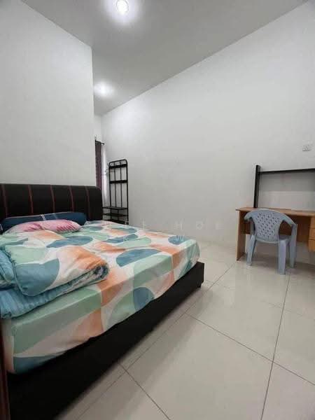 2.5-storey Terraced House for Rent in Panorama Lapangan Perdana (Ipoh) - Chee Hoe Kiew - Bedroom - PropertyGuru.com.my