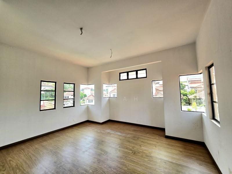 Bungalow House untuk Dijual di Taman Astana Indah (Bangi) - Mahirah . - Interior - PropertyGuru.com.my