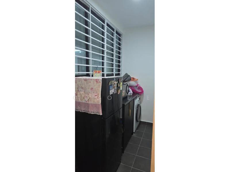 Pangsapuri untuk Disewa di Residensi Larkin Indah - Coco Lee - Kitchen - PropertyGuru.com.my