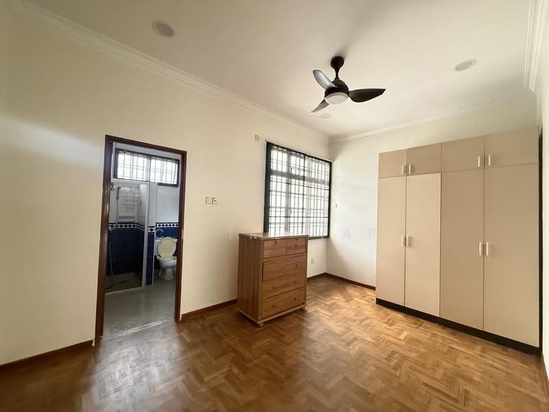 Rumah Teres 2-Tingkat untuk Disewa di Taman Molek (Johor Bahru) - Claire Yap - Bedroom - PropertyGuru.com.my
