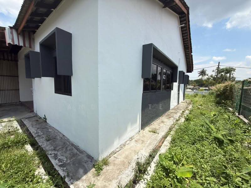 Semi-Detached House for Sale in Taman Sentosa (Johor Bahru) - Andrew Teo - Exterior - PropertyGuru.com.my