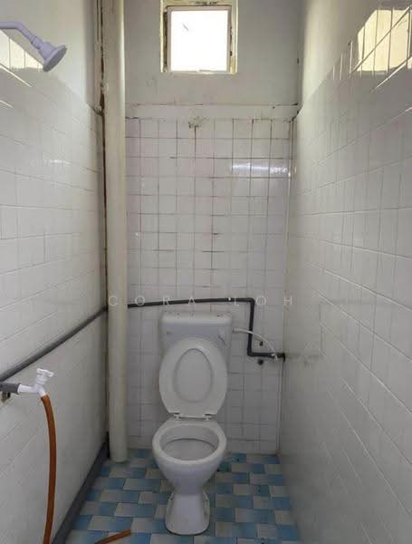 Terrace Factory for Rent in Bandar Kulai (Kulai) - Cora Loh - Bathroom - PropertyGuru.com.my