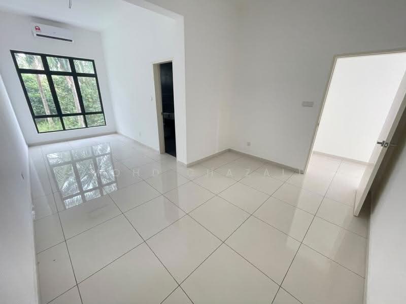 Semi-Detached House for Sale in Kajang (Selangor) - Mohd Ghazali - Living Room - PropertyGuru.com.my