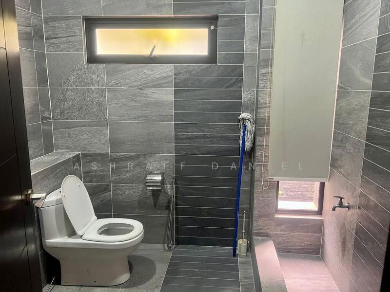Bungalow House for Sale in Bukit Rahman Putra (Sungai Buloh) - Ashraff Daniel - PropertyGuru.com.my