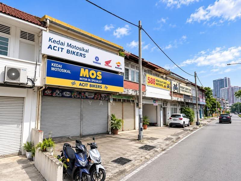 Shop for Rent in Desa Gombak (Setapak) - Yan Lu - Exterior - PropertyGuru.com.my