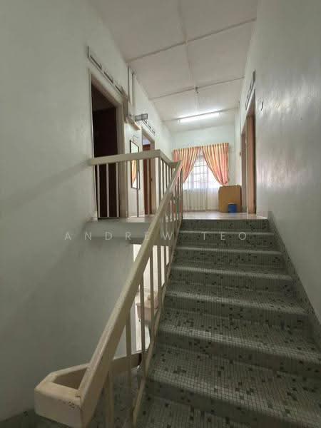 Semi-Detached House for Sale in Taman Sentosa (Johor Bahru) - Andrew Teo - Corridor - PropertyGuru.com.my