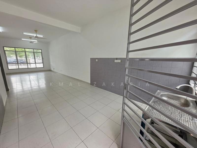 2-storey Terraced House for Sale in Puncak Alam (Selangor) - Akmal Zakaria - PropertyGuru.com.my