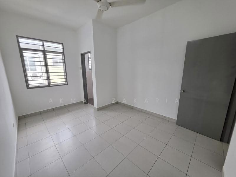 2-storey Terraced House for Sale in Puncak Alam (Selangor) - Akmal Zakaria - PropertyGuru.com.my