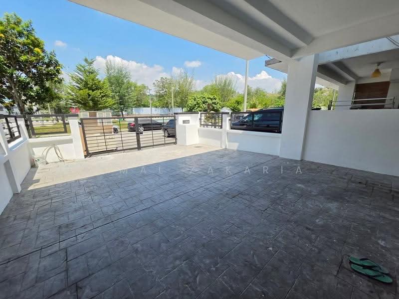 2-storey Terraced House for Sale in Puncak Alam (Selangor) - Akmal Zakaria - PropertyGuru.com.my