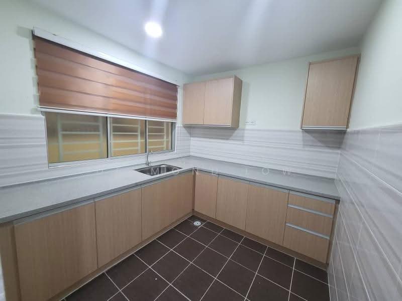 Kondominium untuk Disewa di Casamas Court - Desmond Low - Kitchen - PropertyGuru.com.my