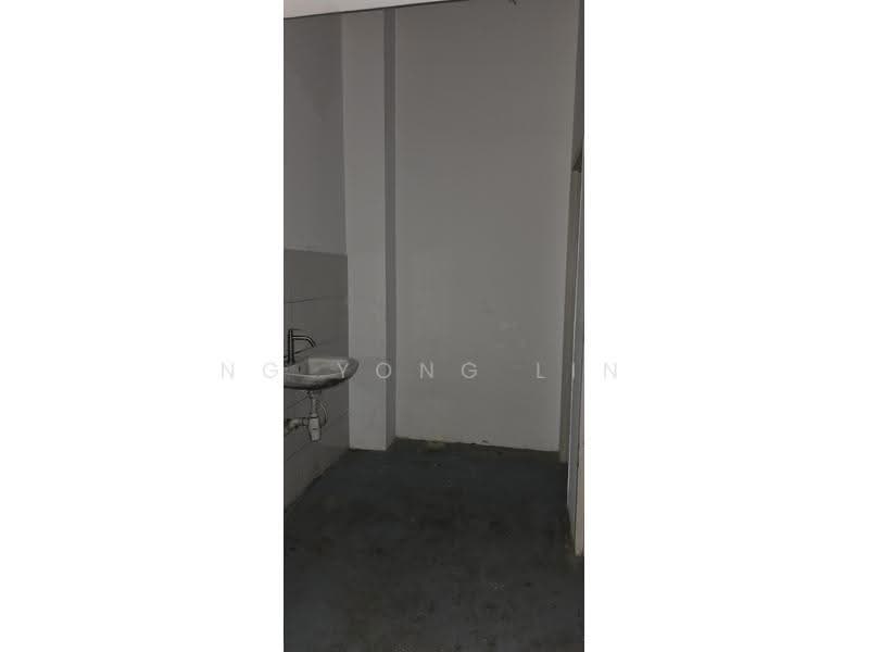Shop for Sale in Skudai (Johor) - Ng Yong Lin - Bathroom - PropertyGuru.com.my
