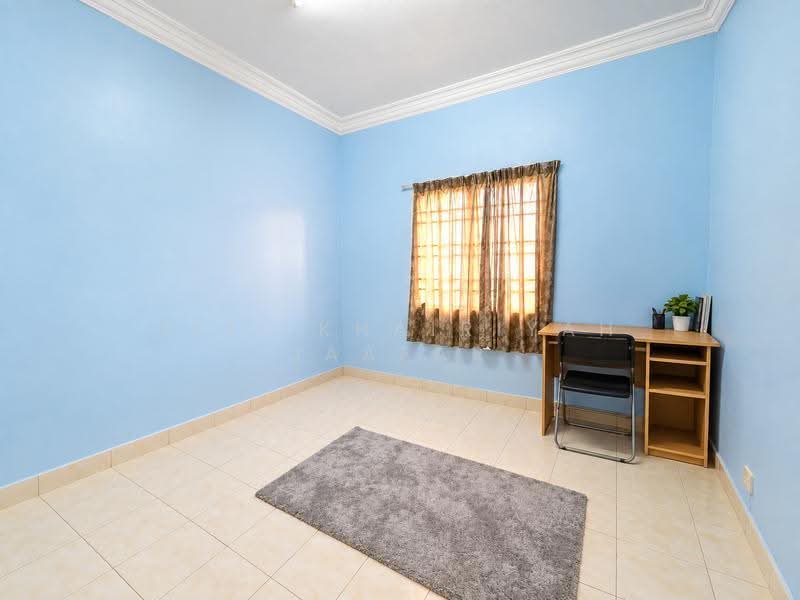 Pangsapuri untuk Dijual di Pangsapuri Subang Impian - SITI KHAIRIYAH JAAFAR - Study - PropertyGuru.com.my