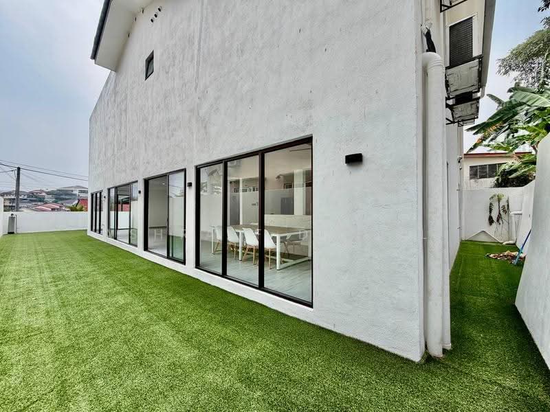 Semi-Detached House for Sale in Taman United (Jalan Klang Lama (Old Klang Road)) - Ashraff Daniel - Exterior - PropertyGuru.com.my