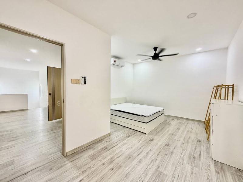 Semi-Detached House for Sale in Taman United (Jalan Klang Lama (Old Klang Road)) - Ashraff Daniel - PropertyGuru.com.my